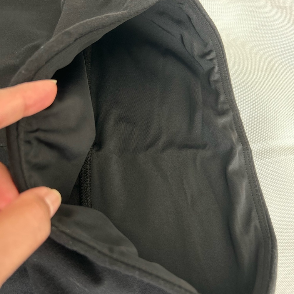 Ruby Ribbon Black Leggings - Picture 4 of 6